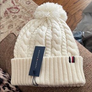 Tommy Hilfiger Cream Cable Knit Beanie - NWT